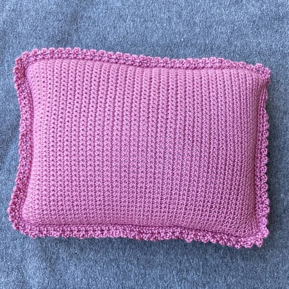 Small Accent Crochet Pillow. 17”x14”